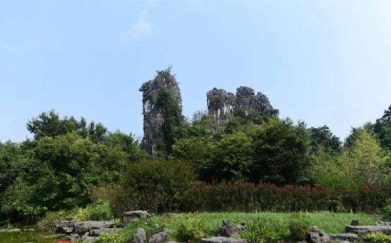 桂林骆驼山(广西壮族自治区桂林七星区旅游)