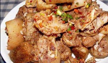 坨坨肉(云南省丽江市宁蒗县特产美食)