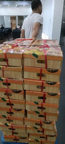 奉賢黃桃一箱12個多少錢